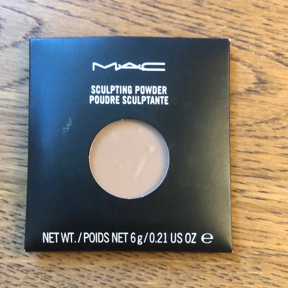 MAC Cosmetics Tan Bronzer & Contour Powder